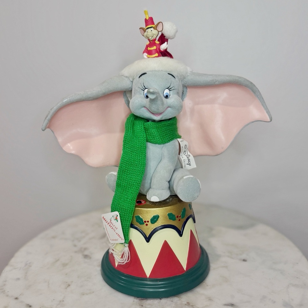 Vintage Telco Disney Dumbo Motionettes Christmas Figurine Music Animatronic